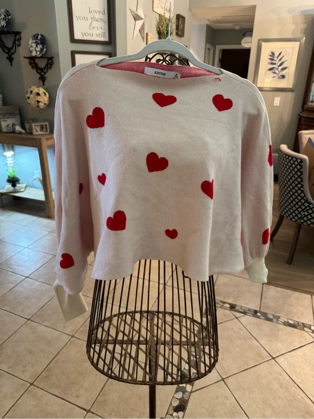 JUSTFAB Heart Print Sweater Women’s Medium cropped Balloon Sleeve Knit